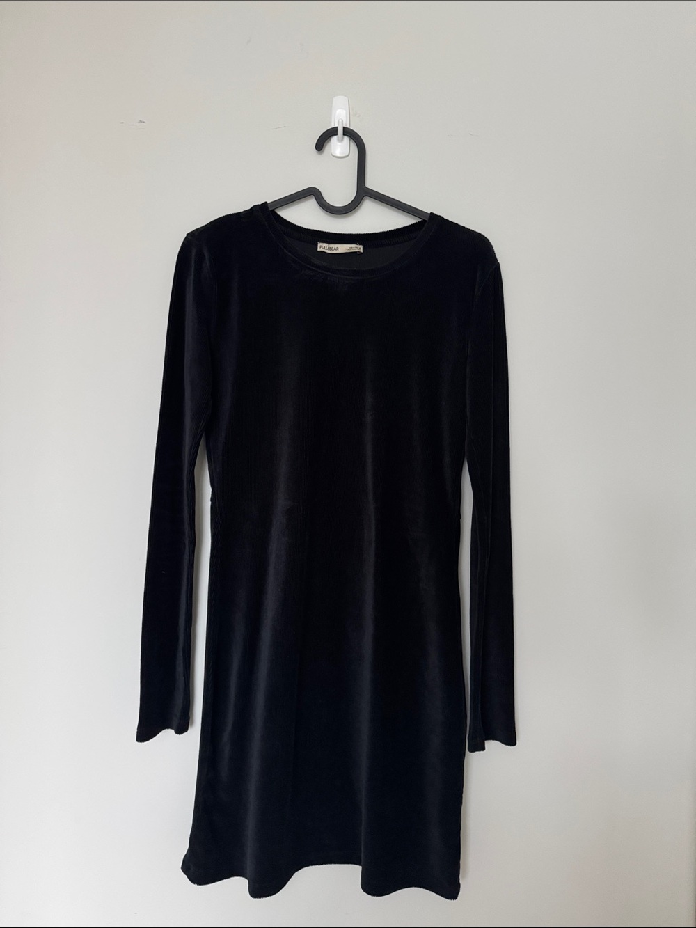 Pull&Bear Black Velvet Long Sleeve Shift Dress